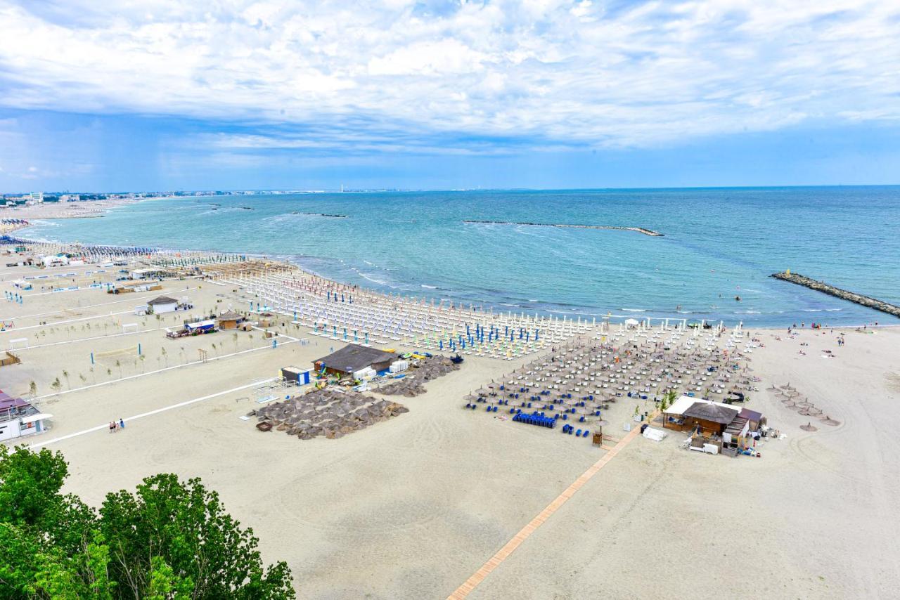 Hotel Parc Mamaia Exteriér fotografie