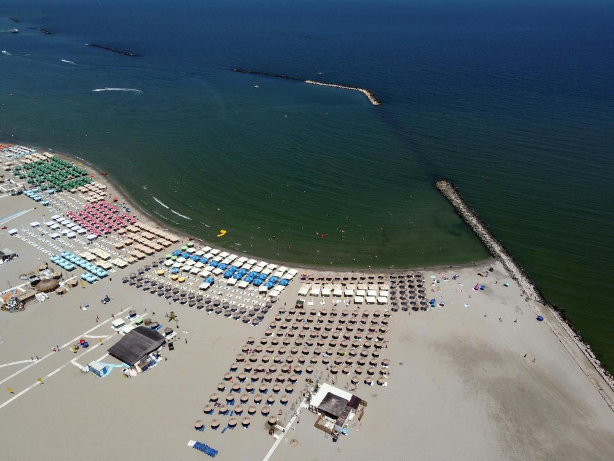 Hotel Parc Mamaia Exteriér fotografie